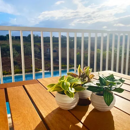Cliff's Edge Luxury With Large Pool & Stunning Views * سانّات