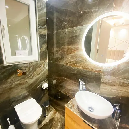 Cliff's Edge Luxury With Large Pool & Stunning Views سانّات