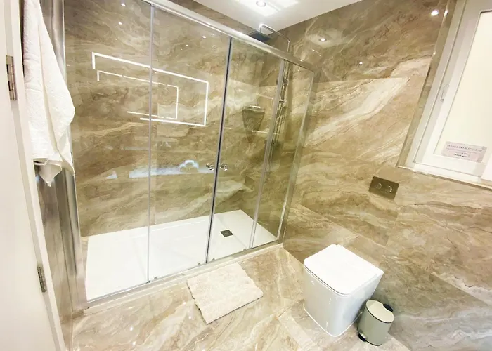 Apartament Cliff's Edge Luxury With Large Pool & Stunning Views Sannat