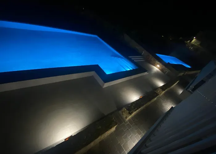 Cliff's Edge Luxury With Large Pool & Stunning Views Apartament Sannat