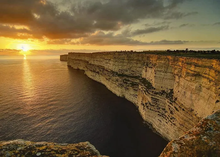 Apartament Cliff's Edge Luxury With Large Pool & Stunning Views