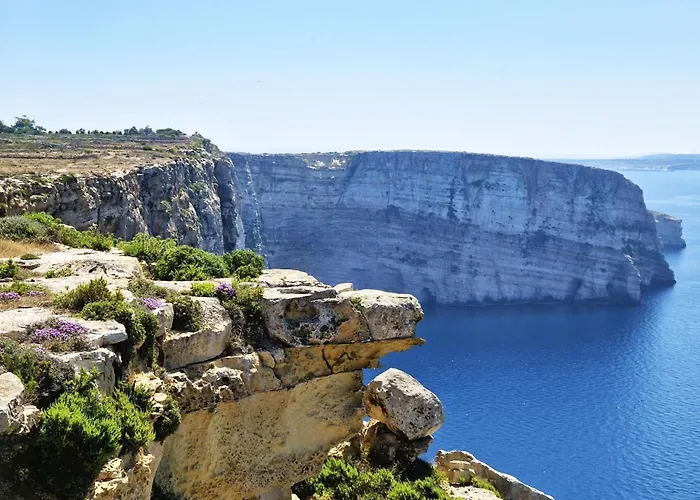 Cliff's Edge Luxury With Large Pool & Stunning Views Apartament *